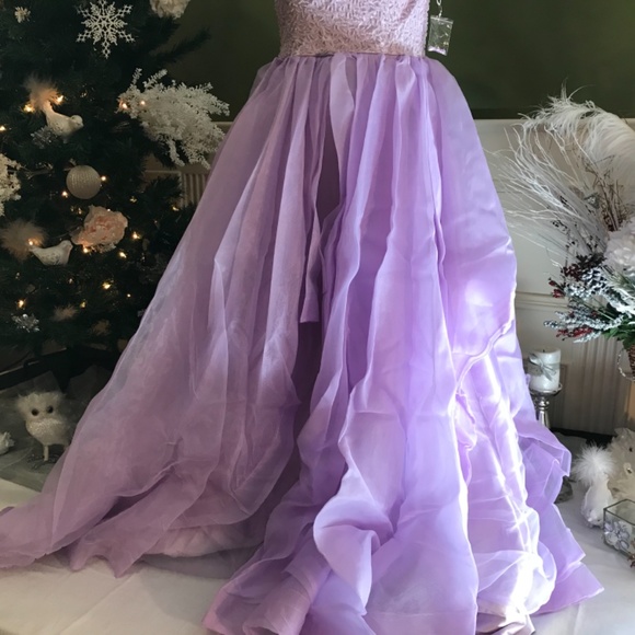 Formal evening Ball Gown dress - Picture 3 of 15